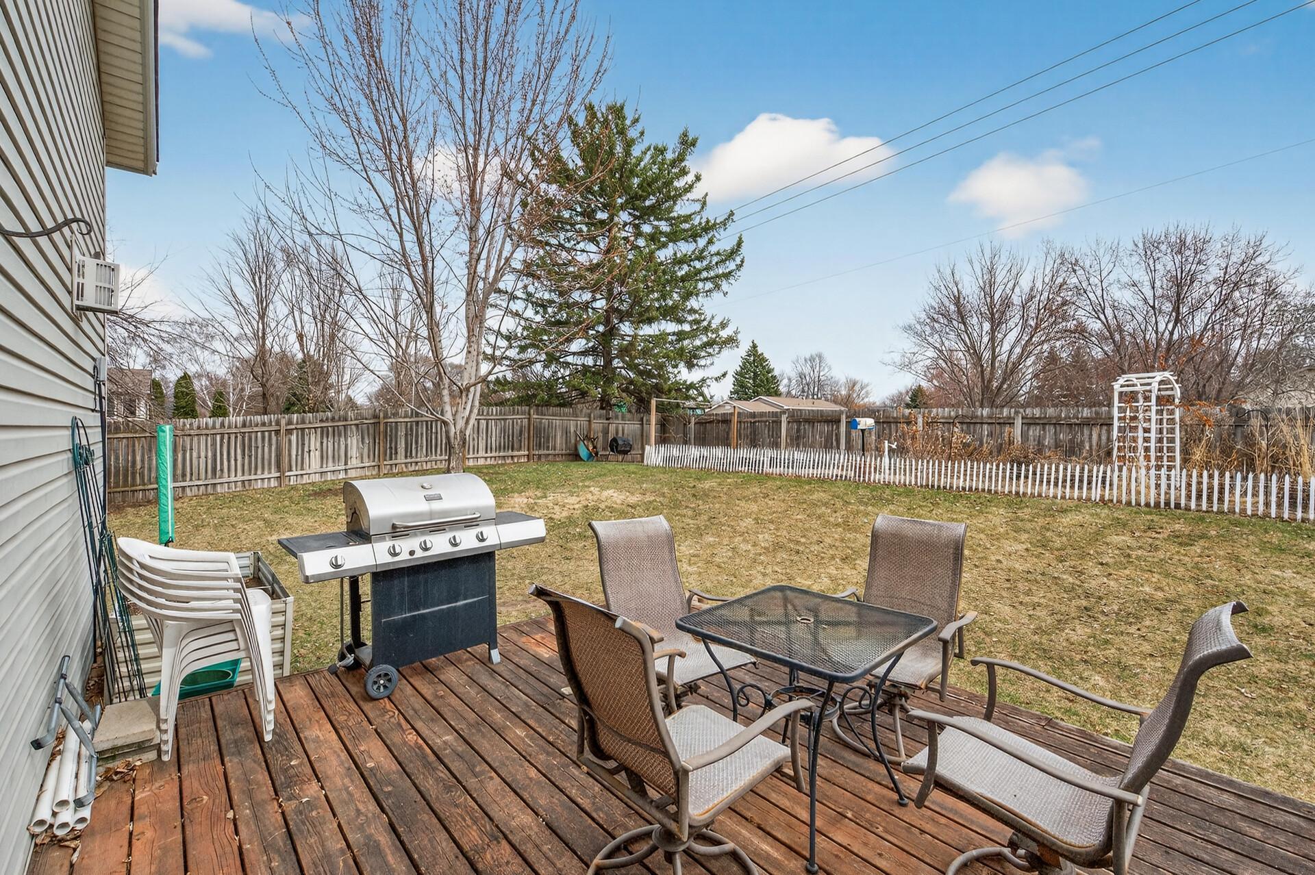 Fully fenced back yard