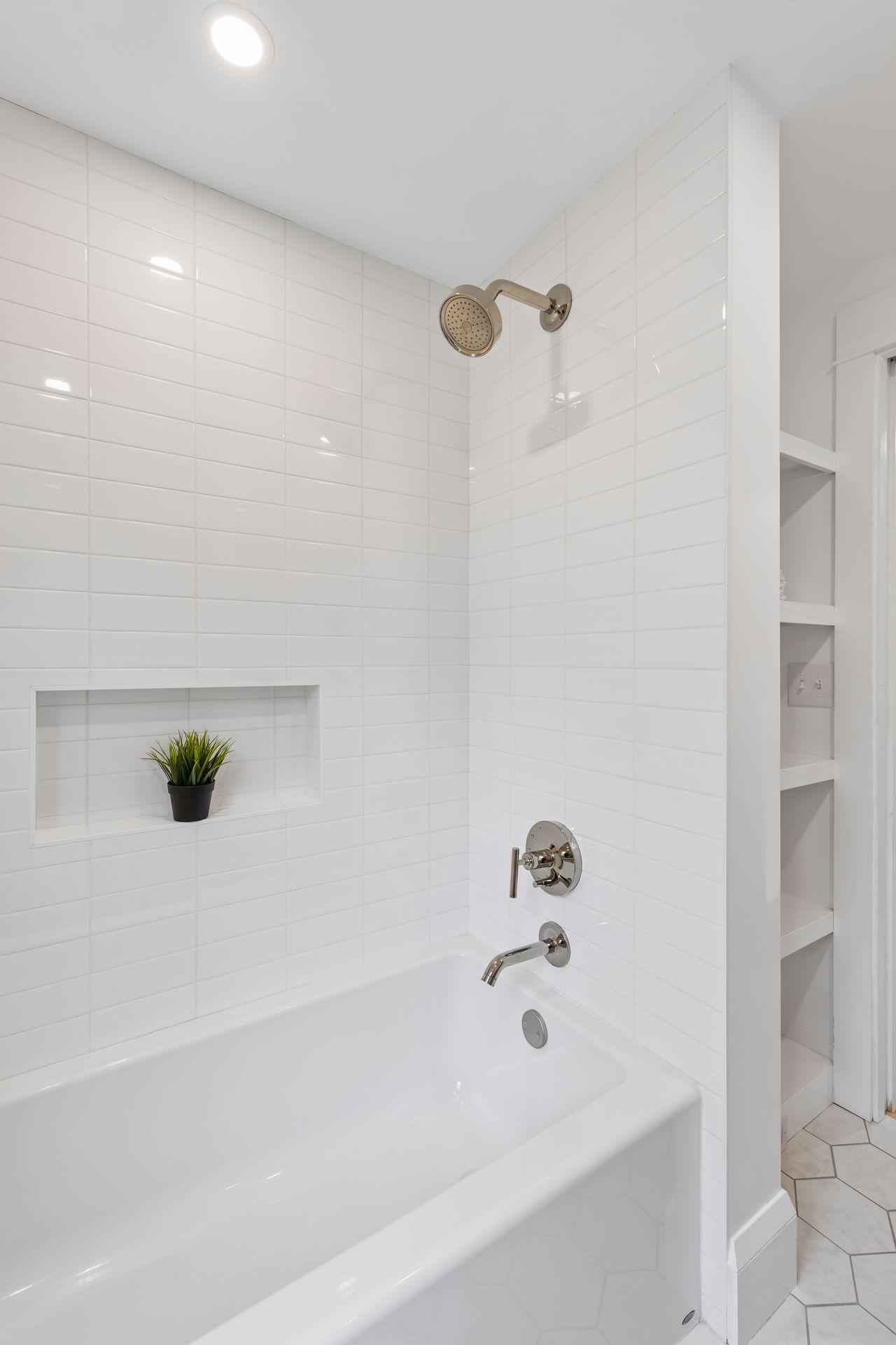 Hall full bath
