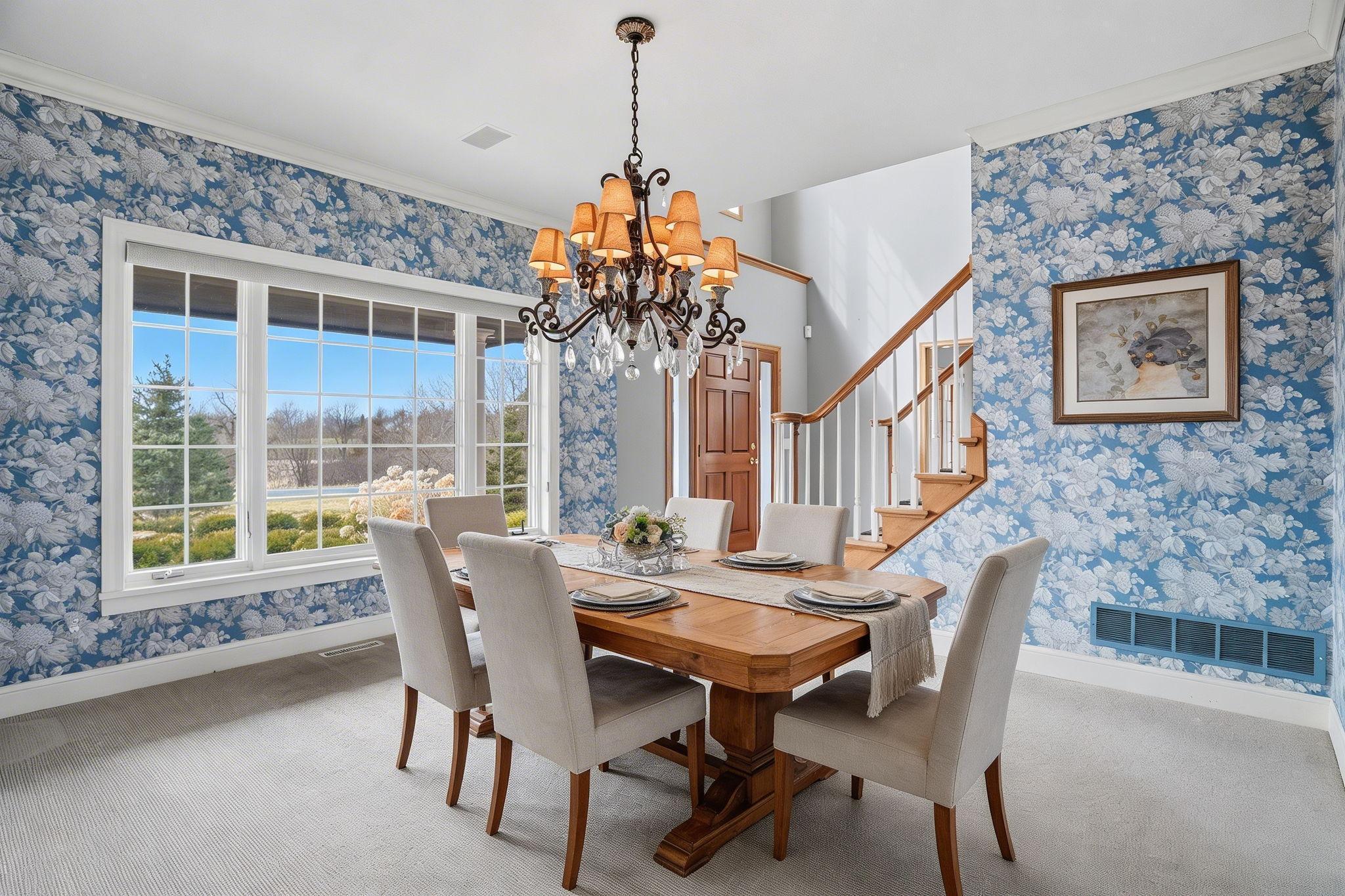 Formal dining - virtually staged