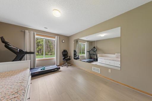 9821 Zinnia Lane N, Maple Grove, MN 55369
