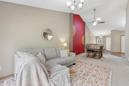 9821 Zinnia Lane N, Maple Grove, MN 55369