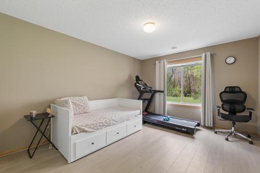 9821 Zinnia Lane N, Maple Grove, MN 55369