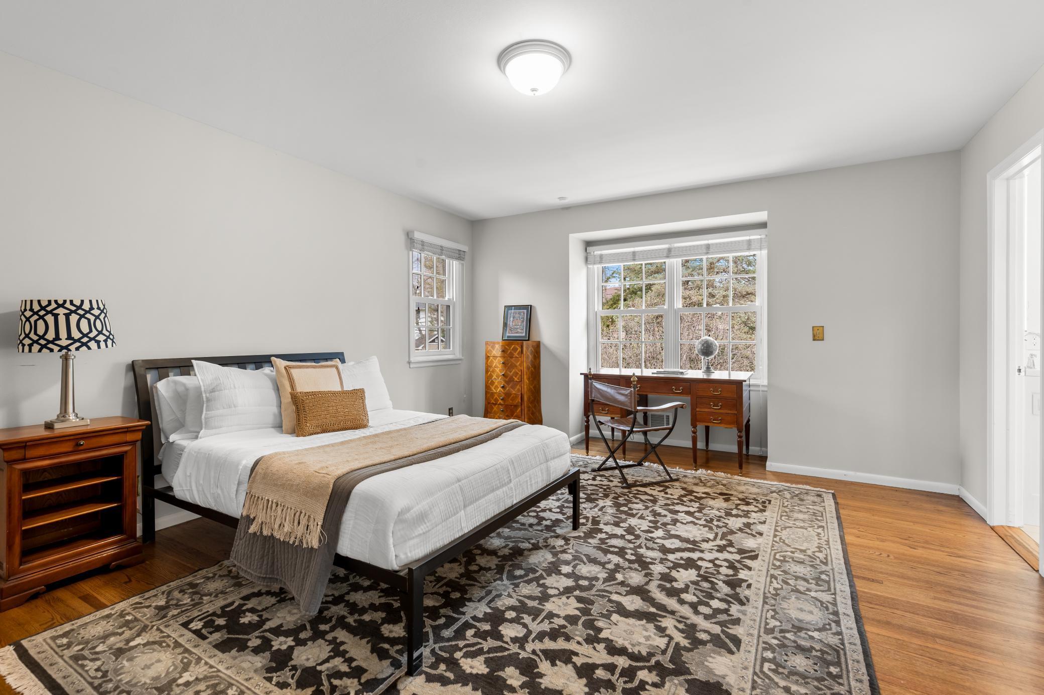 Second level bedroom with nature's view