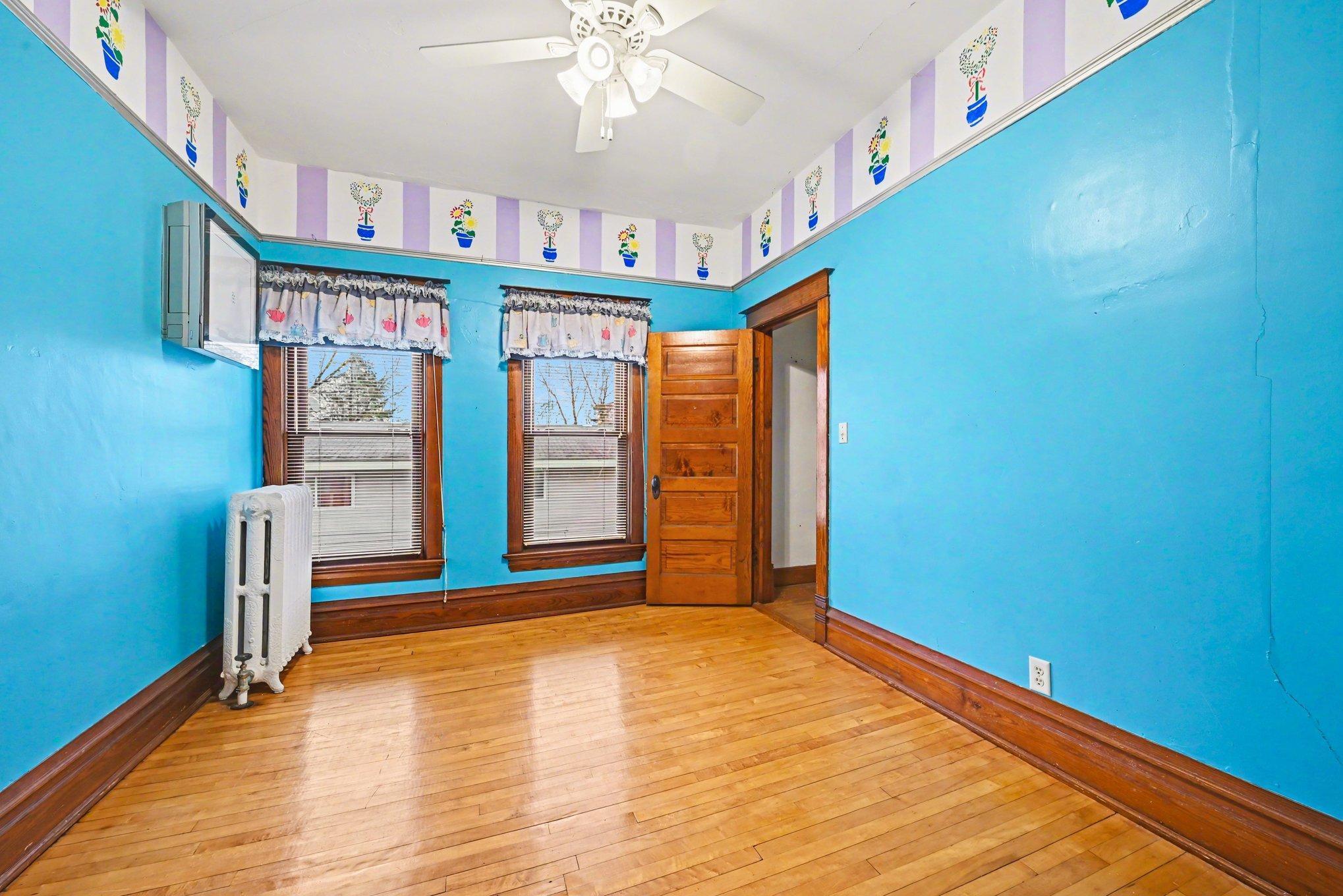 Upper level bedroom 4