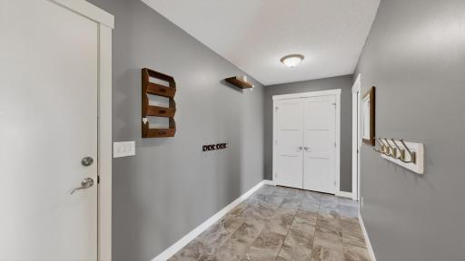 1998 Esther Lane SW, Rochester, MN 55902