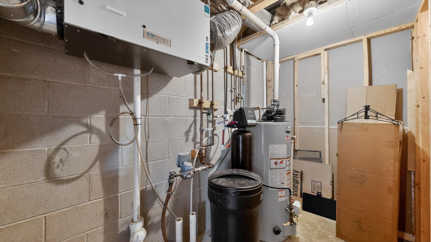 50 Large Storage & Mechanical Room.jpg