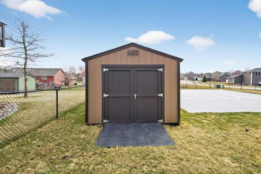 1998 Esther Lane SW, Rochester, MN 55902