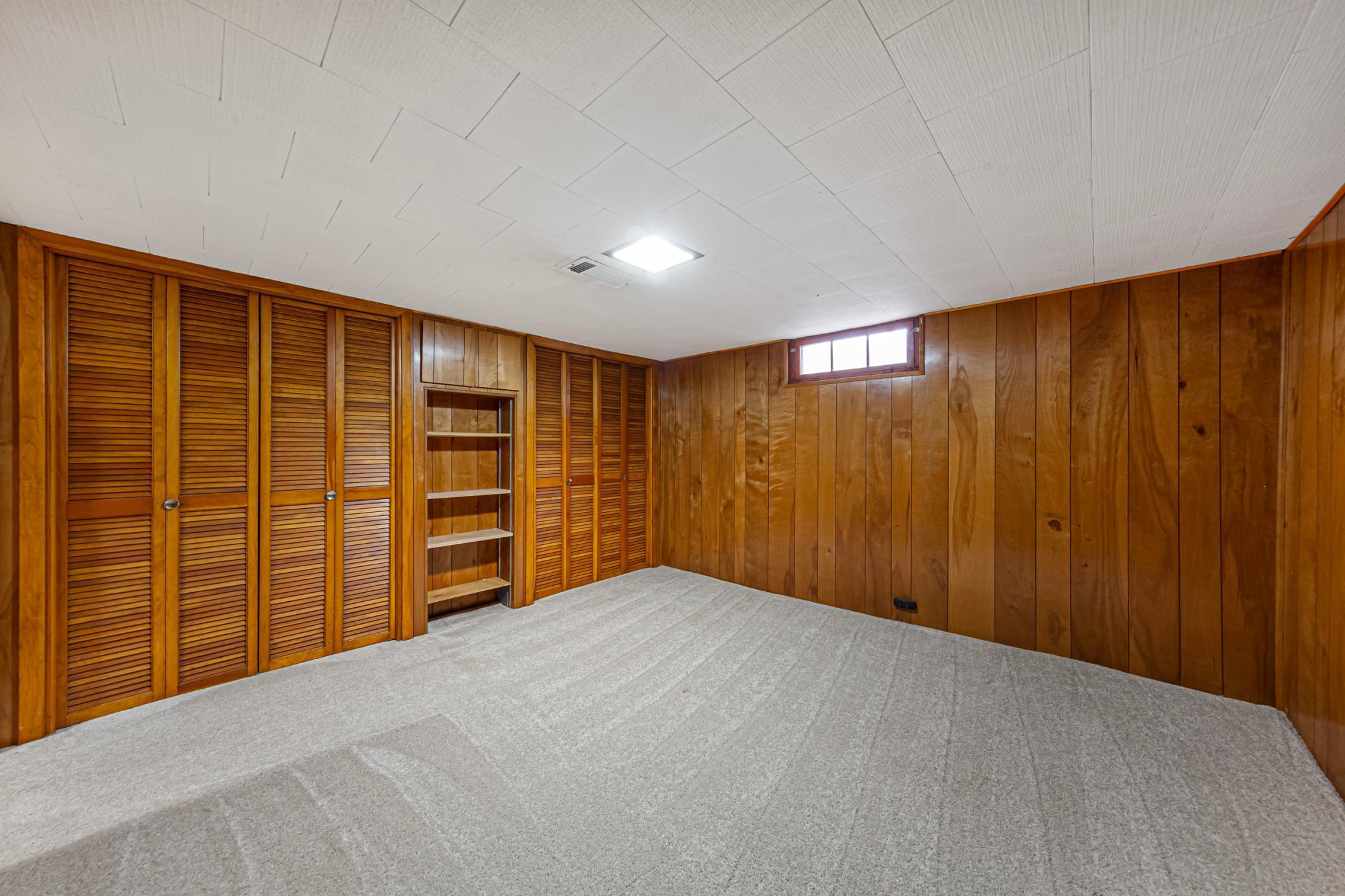 37 bonus room_lower.jpg