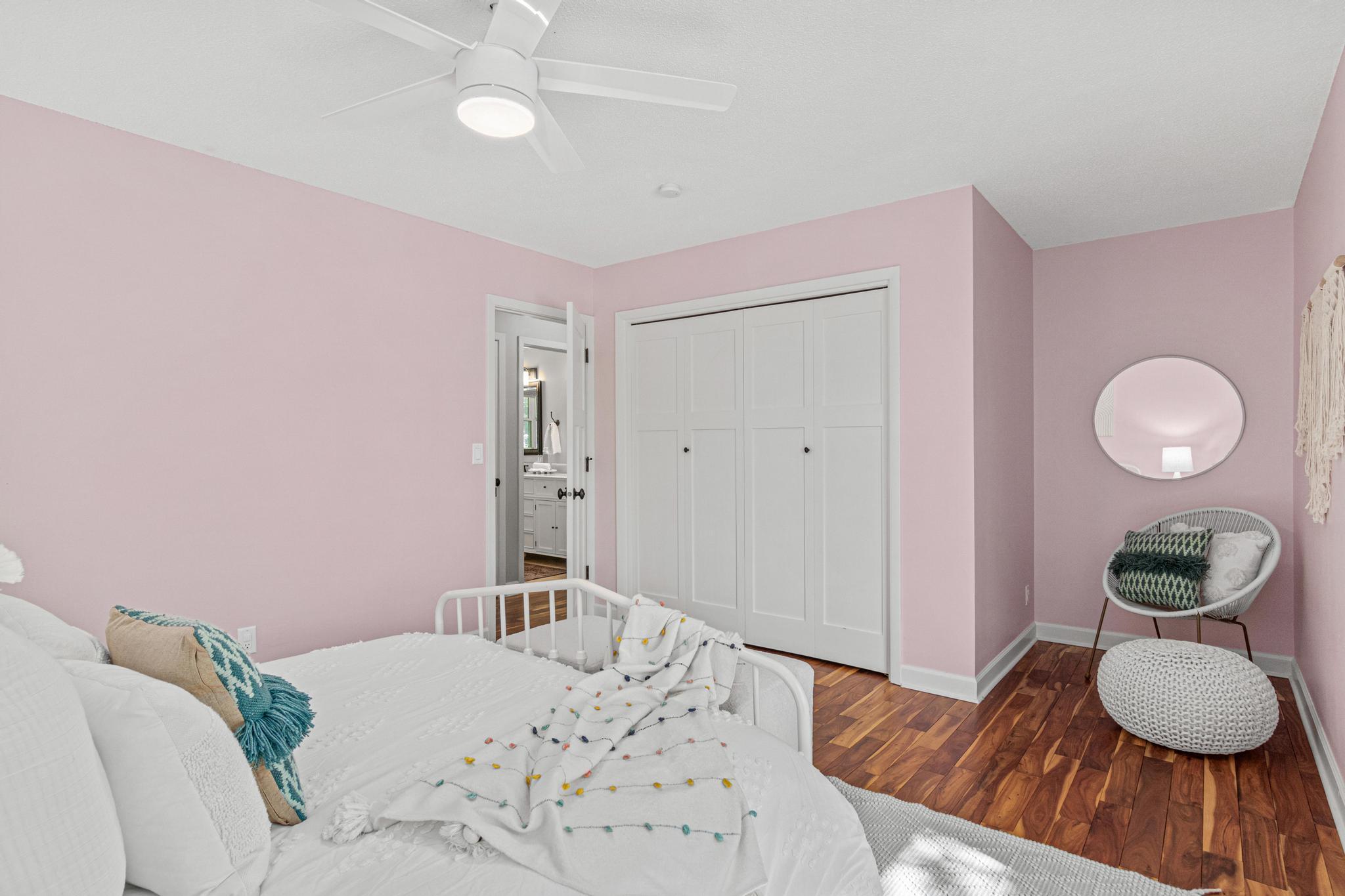 2ND BEDROOM UPSTAIRS