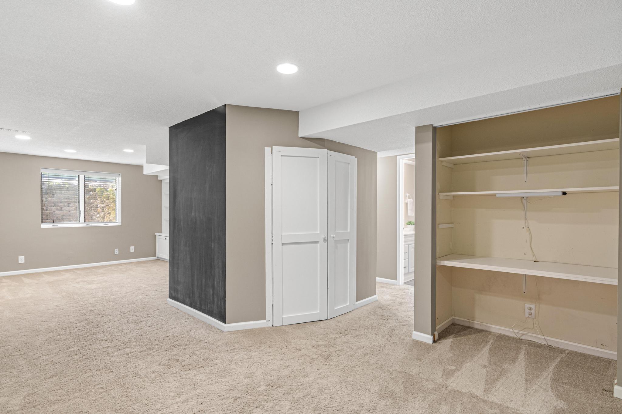 LOWER LEVEL FLEX SPACE