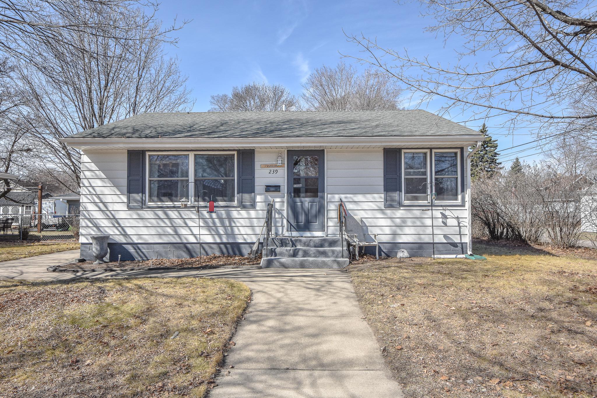 239 32nd Ave N-4.jpg
