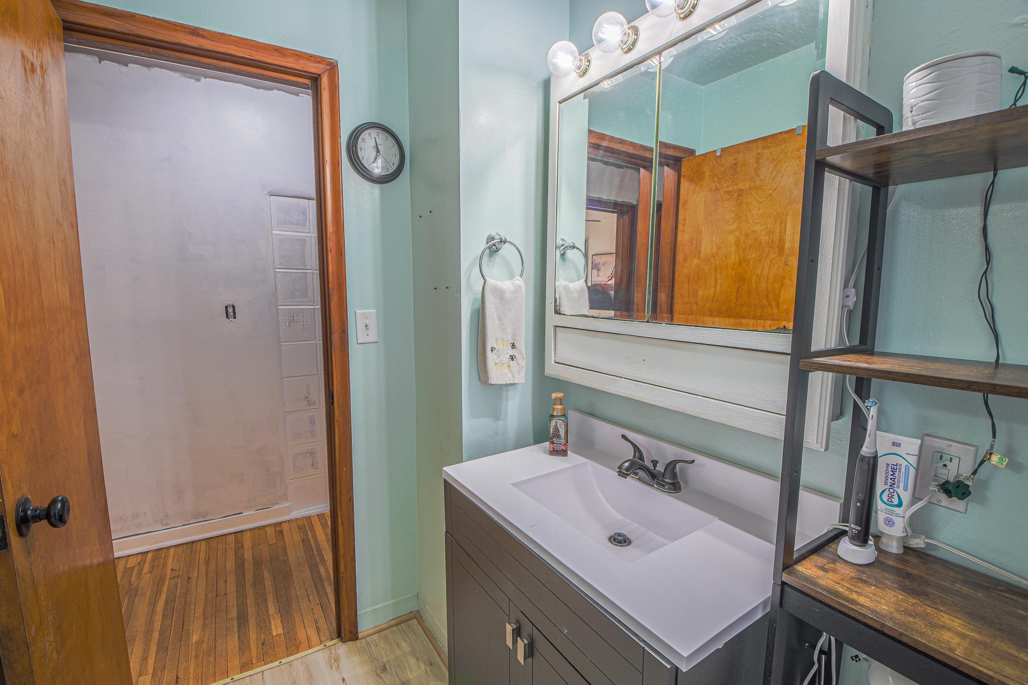 239 32nd Ave N-14.jpg