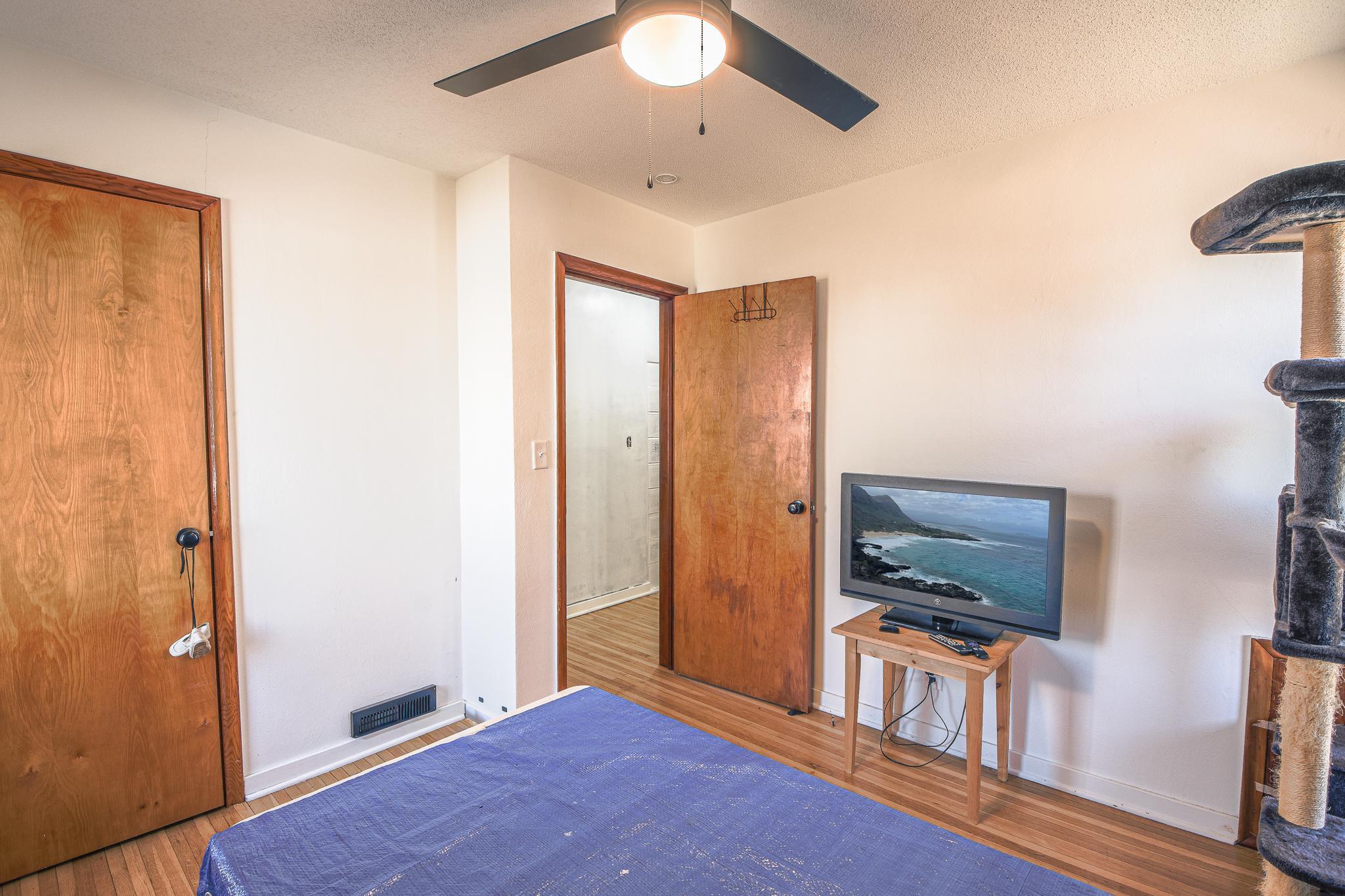 239 32nd Ave N-17.jpg