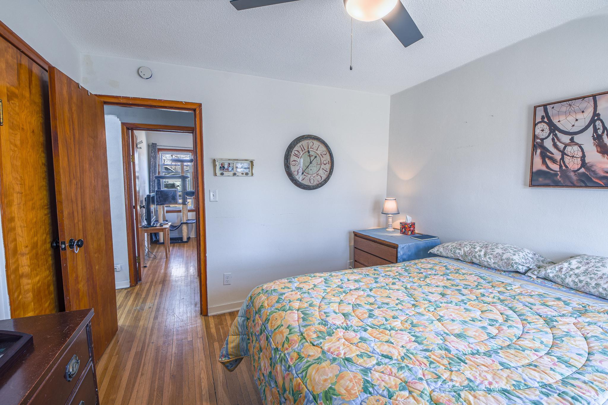 239 32nd Ave N-19.jpg