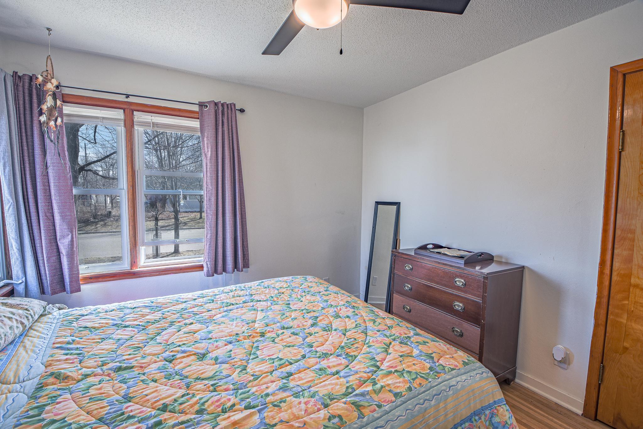 239 32nd Ave N-21.jpg