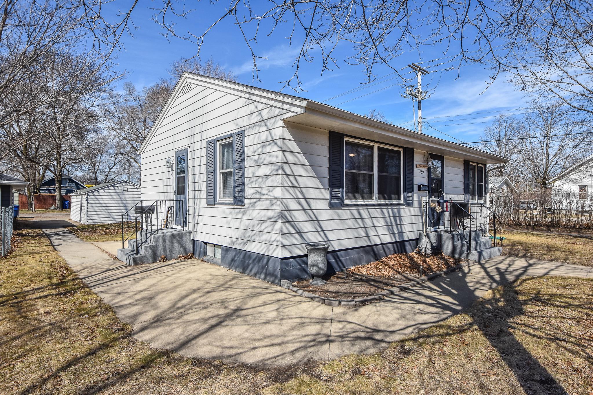 239 32nd Ave N-34.jpg