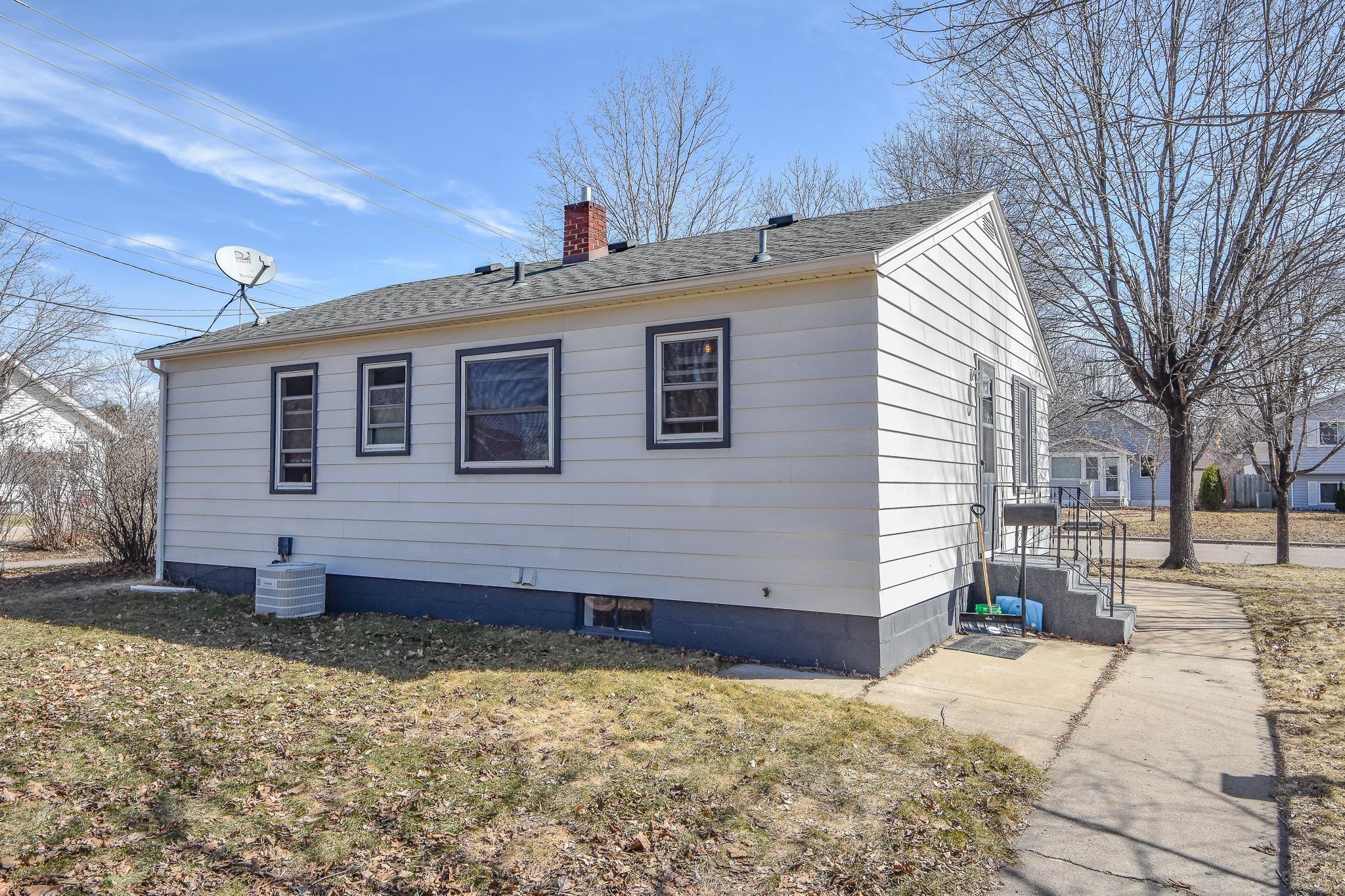 239 32nd Ave N-35.jpg