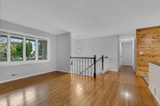 715 8th Street NW, Buffalo, MN 55313