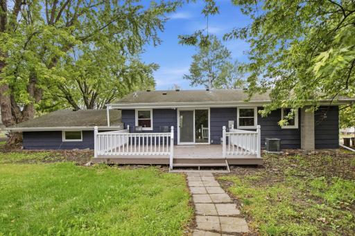 715 8th Street NW, Buffalo, MN 55313