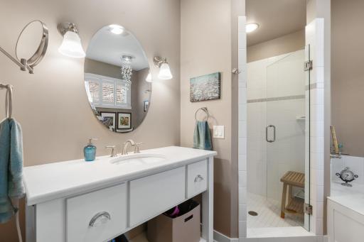 314 W Iowa Street, Lake City, MN 55041