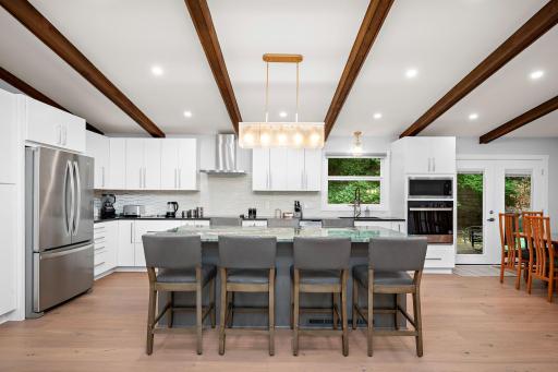 27755 Island View Road, Excelsior, MN 55331