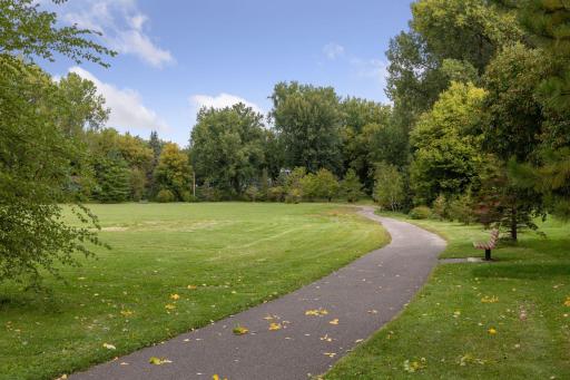 4532 Marlborough Court, Minnetonka, MN 55345