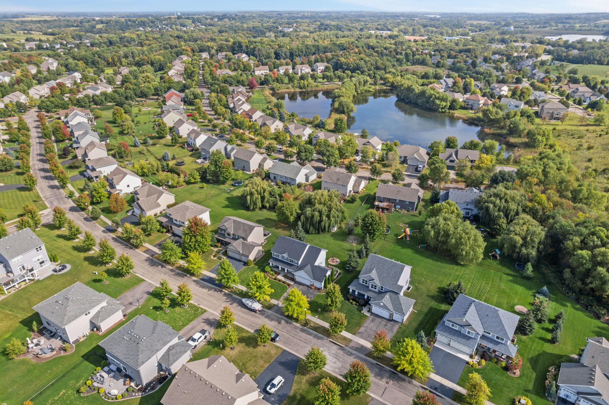 In Hunters Crest, larger lots and added space between homes create a more private, open feel. With trail systems nearby, it’s easy to get out and walk, bike, or explore right from the neighborhood.