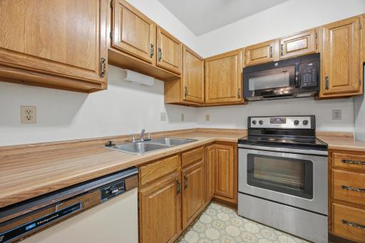 3317 15th Avenue S, B, Fargo, ND 58103