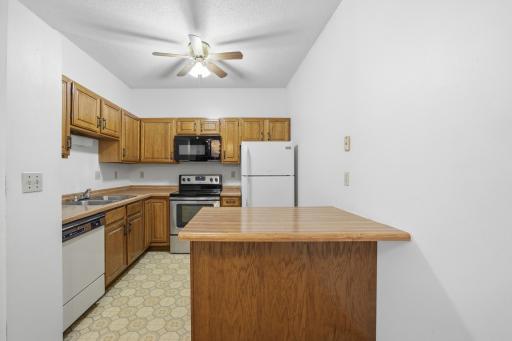 3317 15th Avenue S, B, Fargo, ND 58103