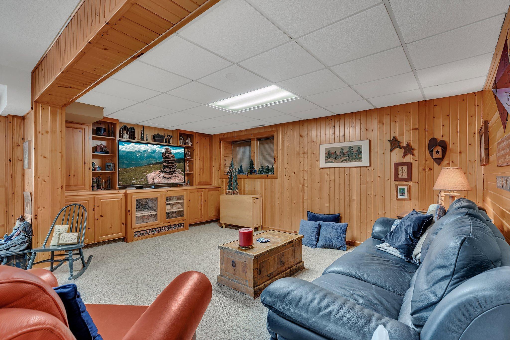 Space for everyone. Privacy for you.