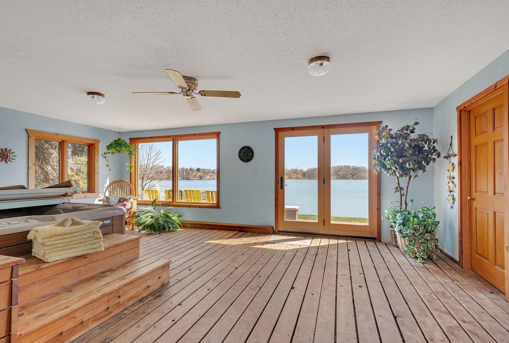 Three-season porch, sauna, & hot tub—yes, please.