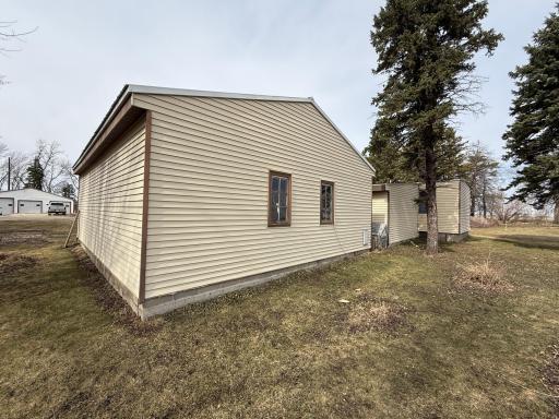 19367 680th Street, Dodge Center, MN 55927