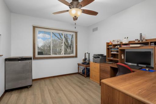 7808 Idaho Lane N, Minneapolis, MN 55445