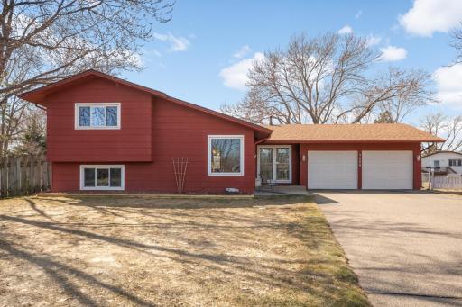 7808 Idaho Lane N, Minneapolis, MN 55445