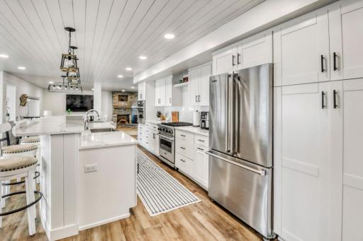 11494 Ravenswood Beach Road, Detroit Lakes, MN 56501