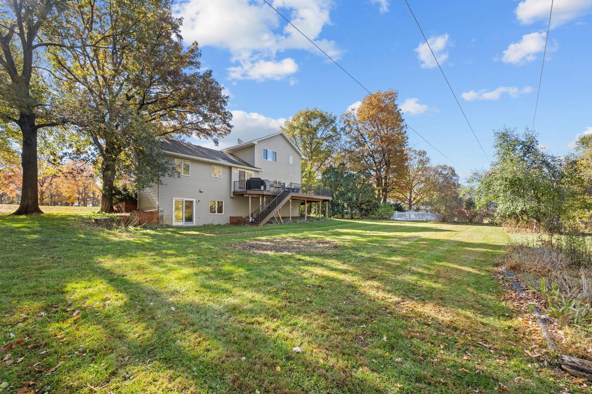 Huge deck for those gatherings!