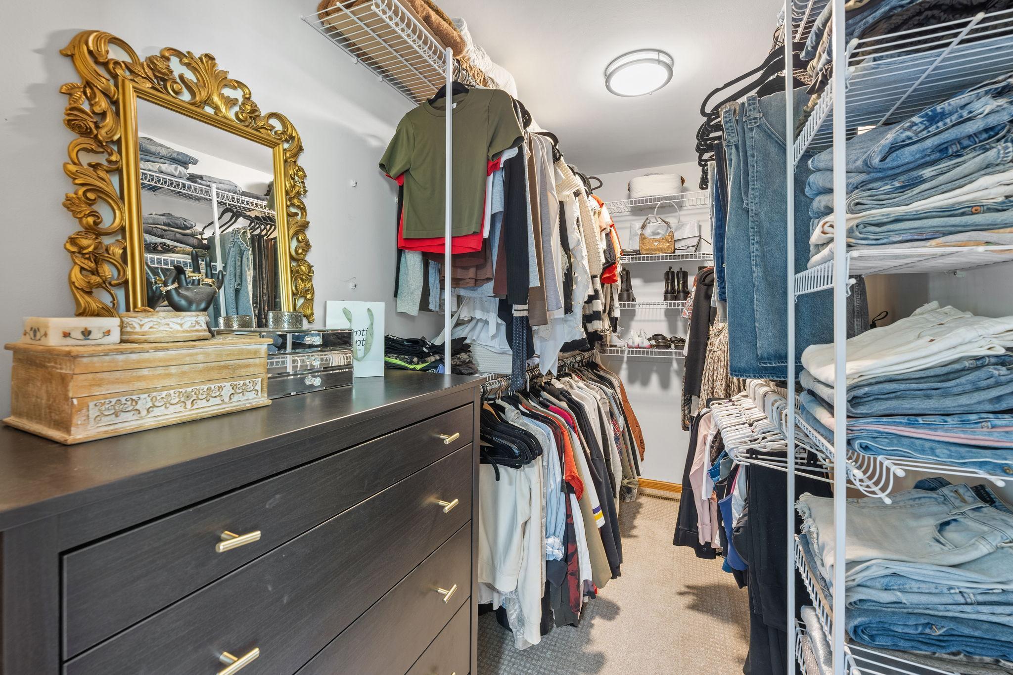 Large walk in closet!