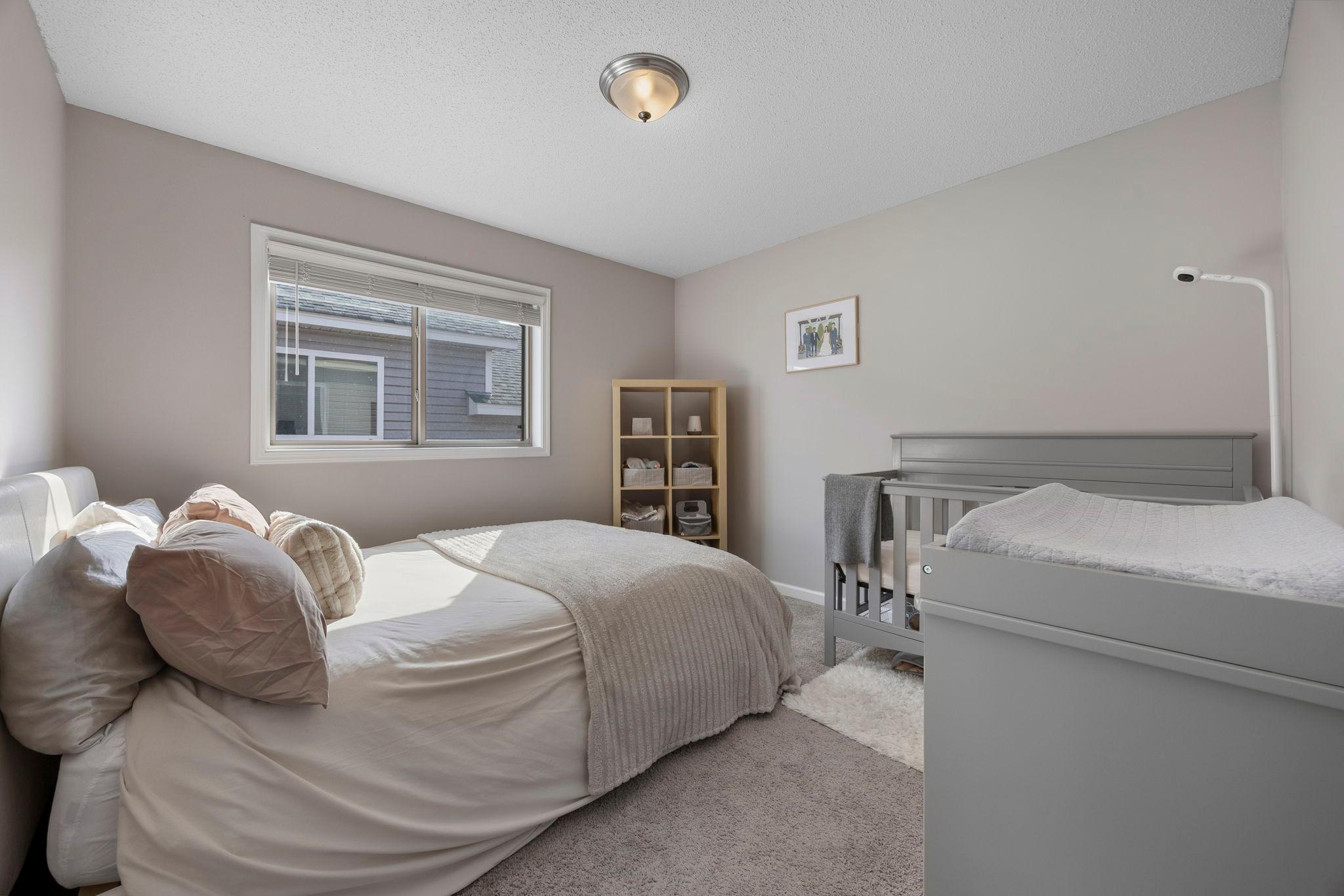 Upper level bedroom 2