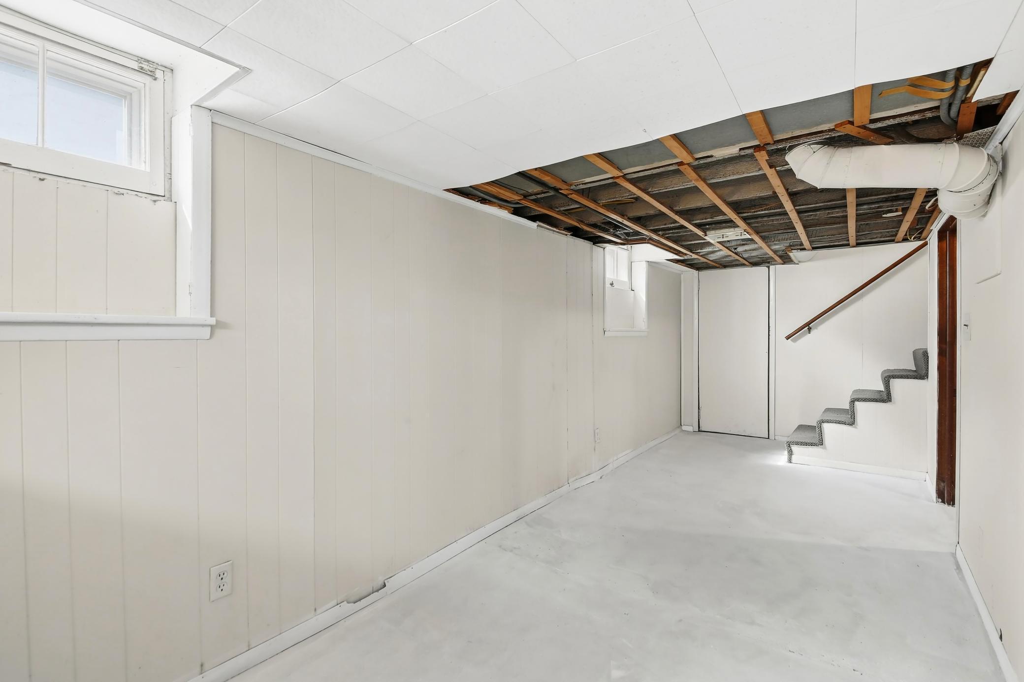 30_Unfinished Space-01.jpg