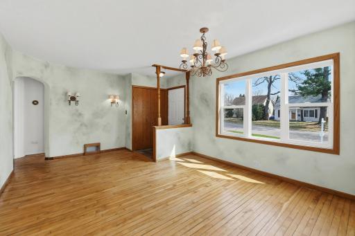 6904 Morgan Avenue S, Minneapolis, MN 55423