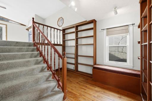 6904 Morgan Avenue S, Minneapolis, MN 55423