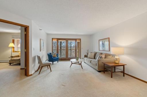 6085 Rowland Road, 312, Minnetonka, MN 55343