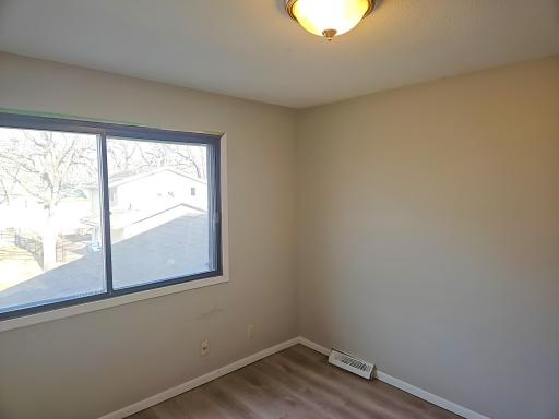 10810 Linwood Forest Drive, Champlin, MN 55316