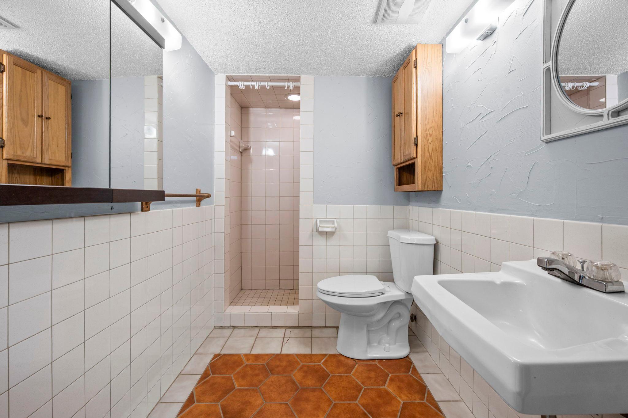 63-web-or-mls-9527 Parrish Ave NE-314 - Copy.jpg