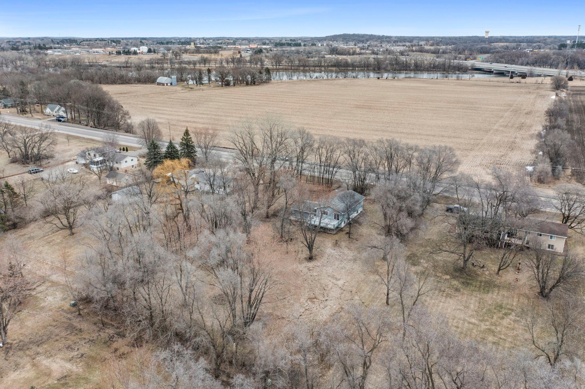 89-web-or-mls-9527 Parrish Ave NE-376.jpg