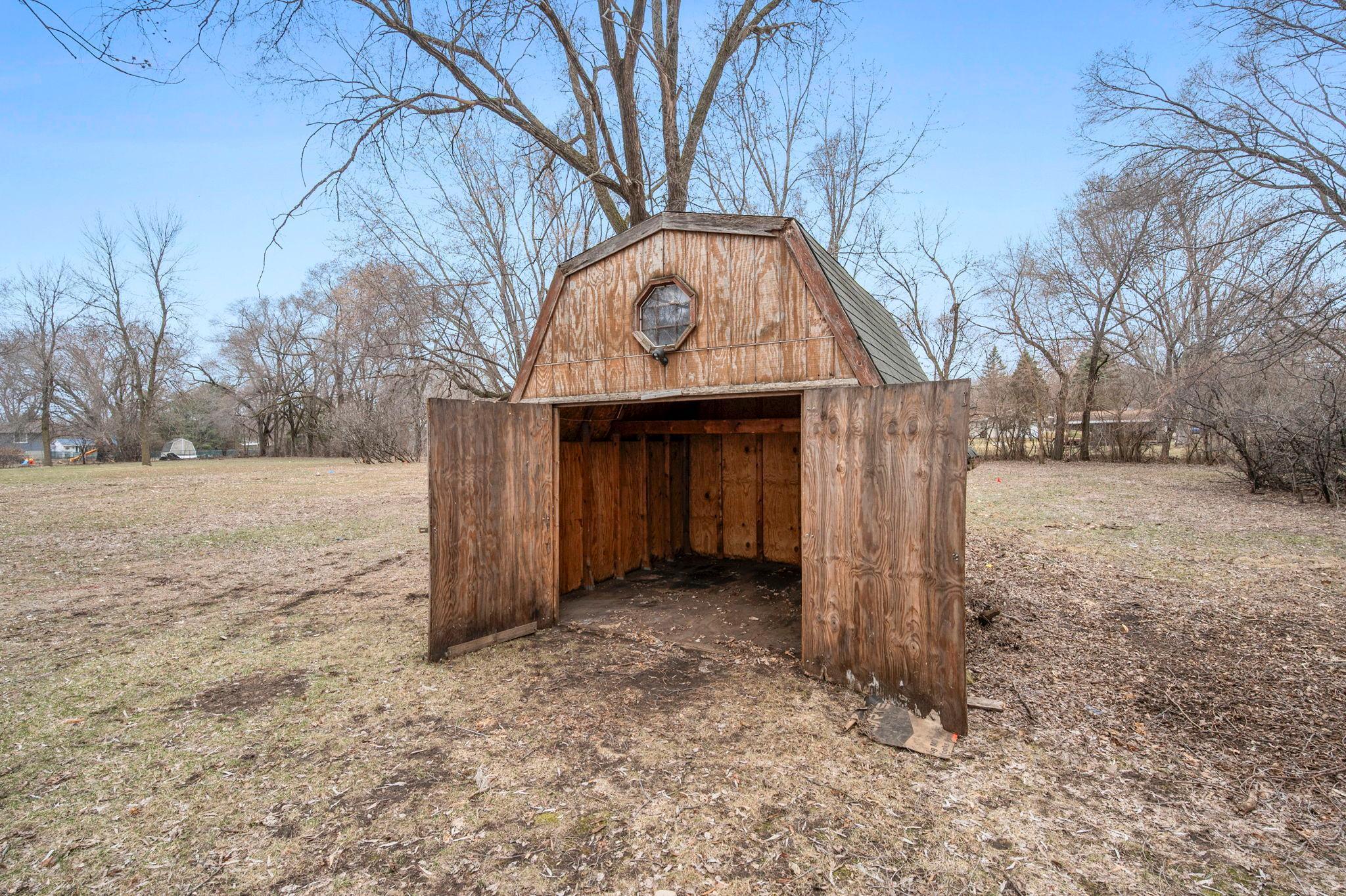 77-web-or-mls-9527 Parrish Ave NE-69 - Copy.jpg