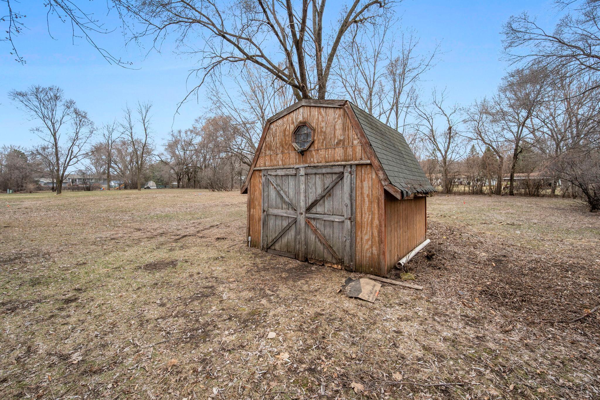 76-web-or-mls-9527 Parrish Ave NE-64 - Copy.jpg