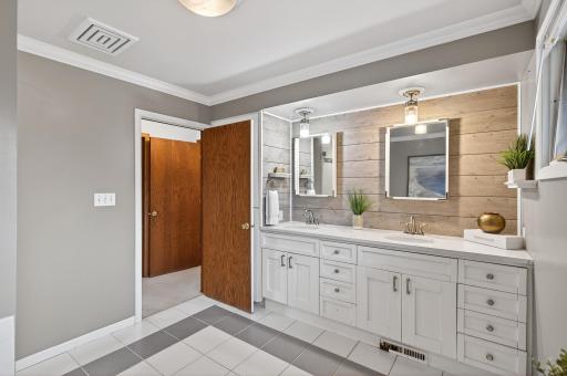 115 Smith Avenue, Wayzata, MN 55391