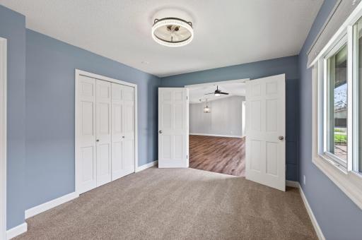 2810 Robinwood Way, Woodbury, MN 55125