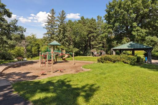 411 Dorland Place, Saint Paul, MN 55119